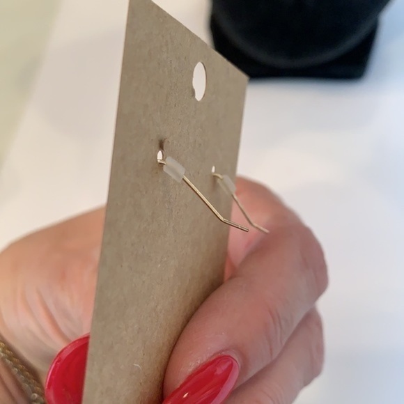 💐5/25 two pair gold tone circle hoops tear drop - Picture 5 of 8